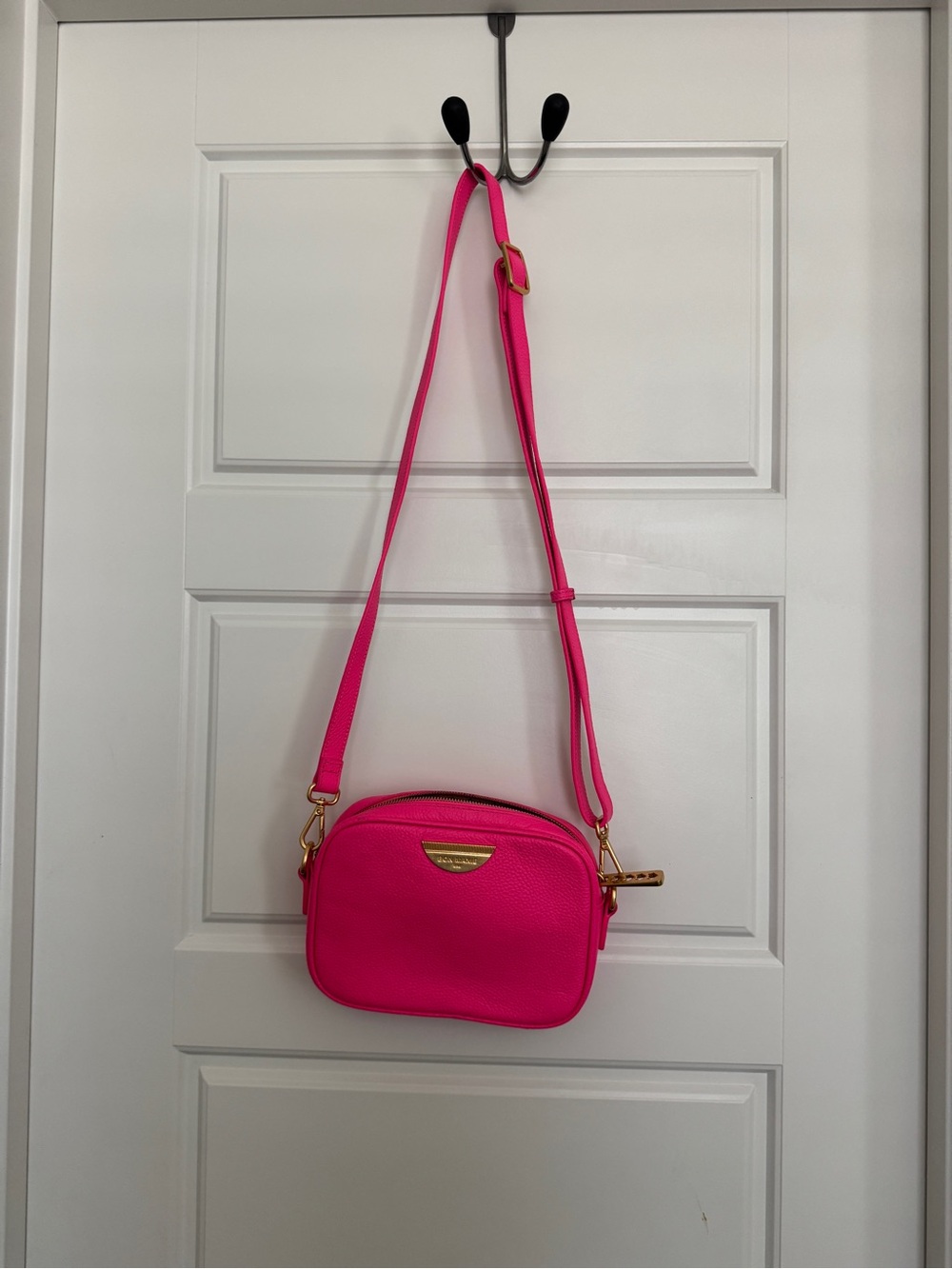 Bon Maxie The Sidekick Crossbody Bag Pink Leather